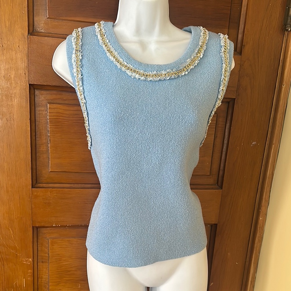 Endless Rose -Blue Top